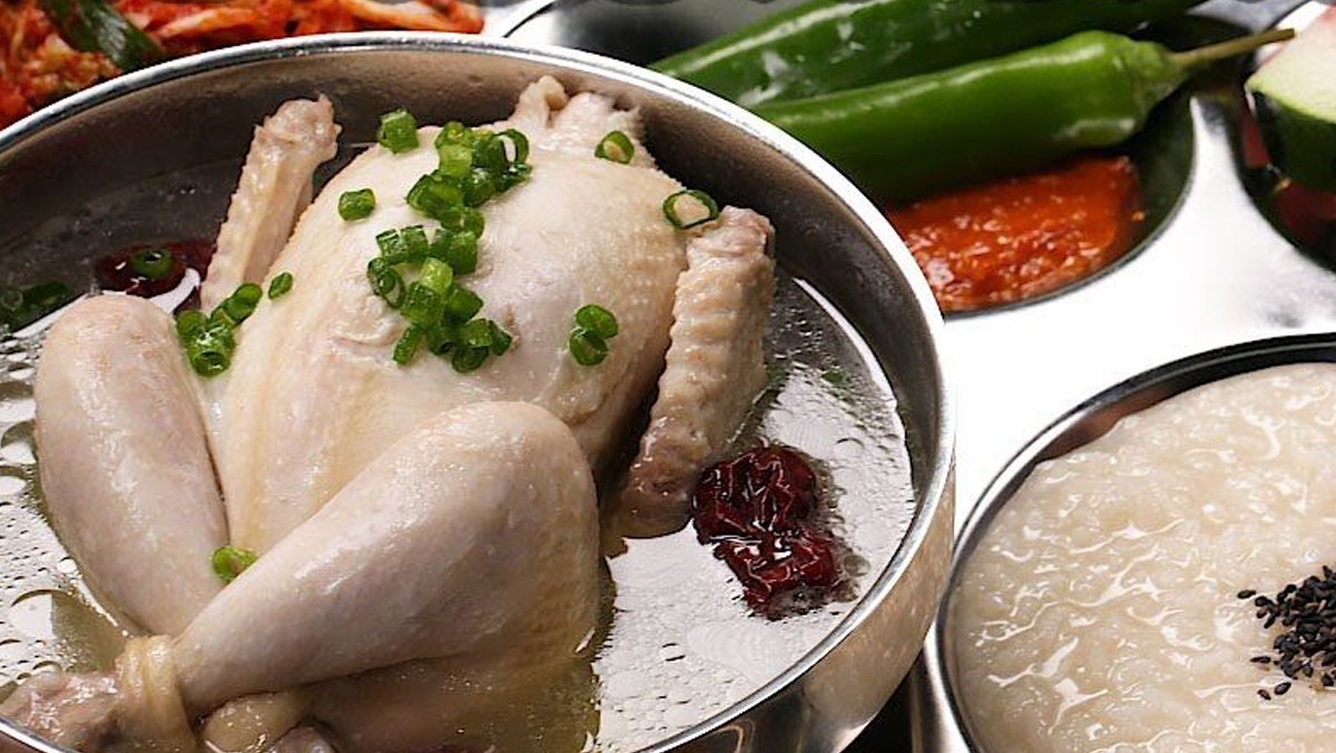Gà hầm Hàn Quốc
