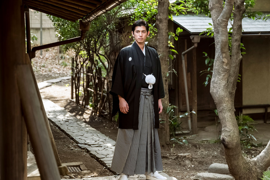 Các mẫu Kimono cho nam giới thường đơn giản và không có nhiều hoa văn